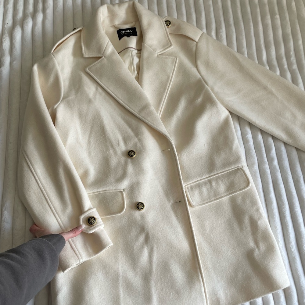 Dressy ecru coat